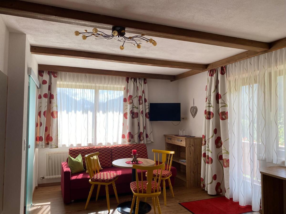Haus Alpina Appartement Häselgehr Buitenkant foto