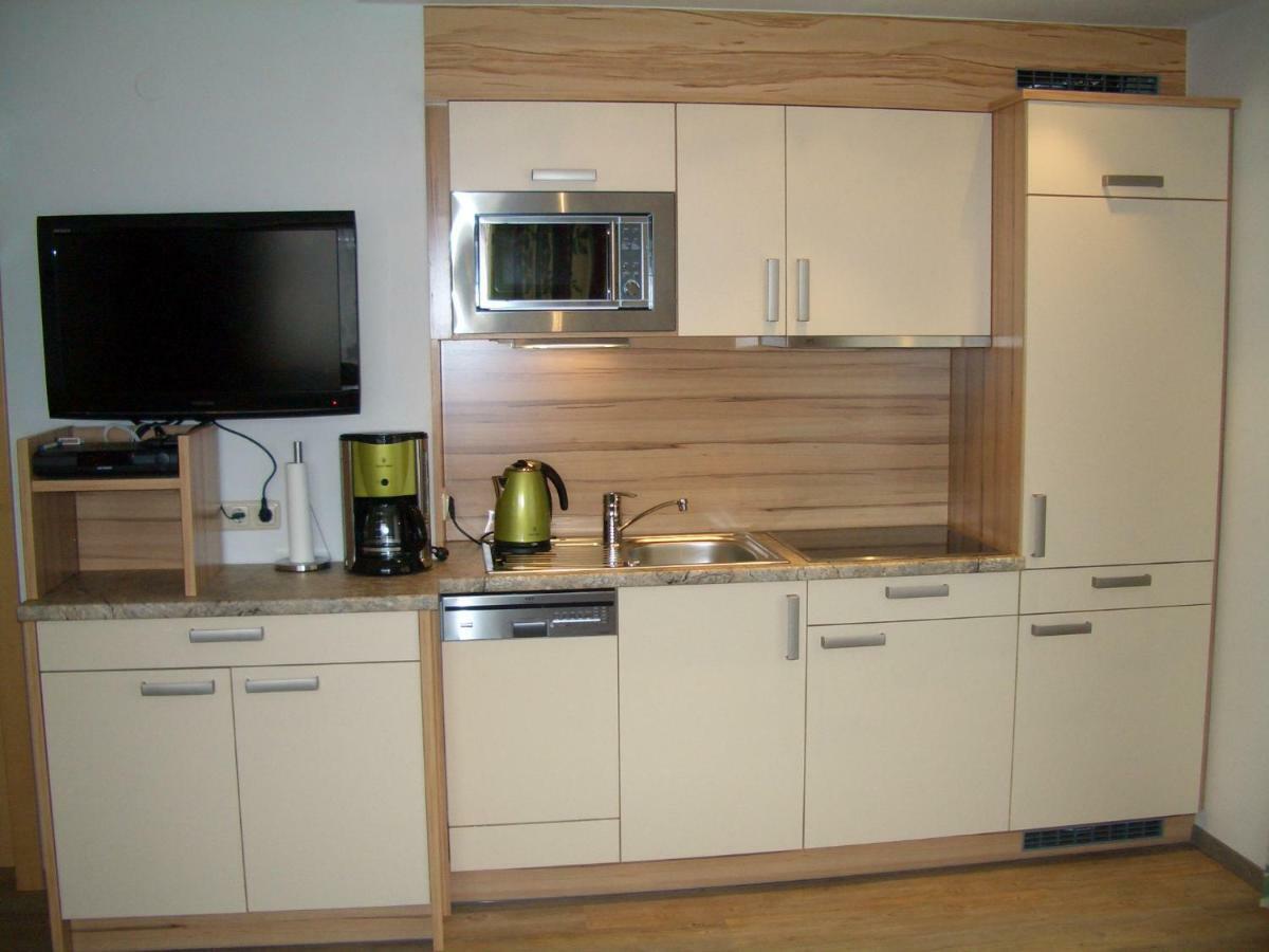 Haus Alpina Appartement Häselgehr Buitenkant foto
