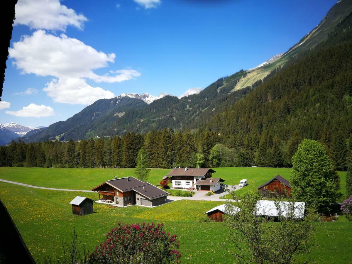 Haus Alpina Appartement Häselgehr Buitenkant foto