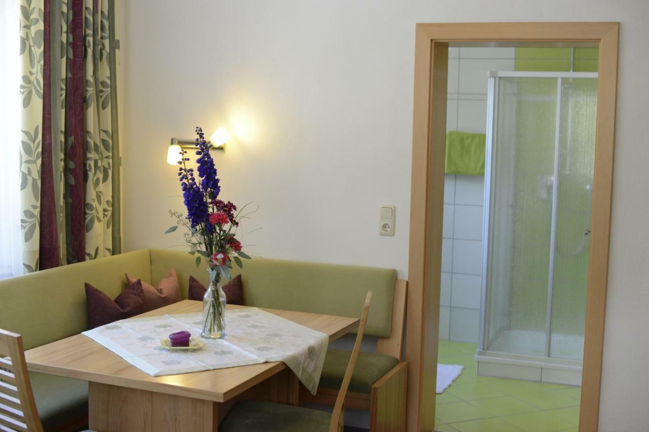 Haus Alpina Appartement Häselgehr Buitenkant foto